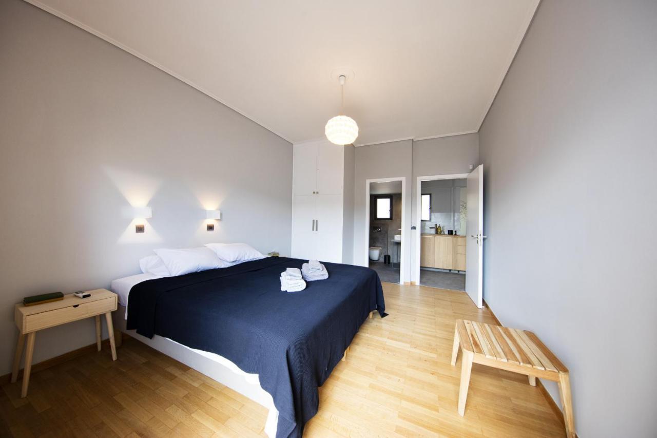 Super Modern Minimal Flat Nr Metro & Arch. Museum Apartment Athena Bagian luar foto
